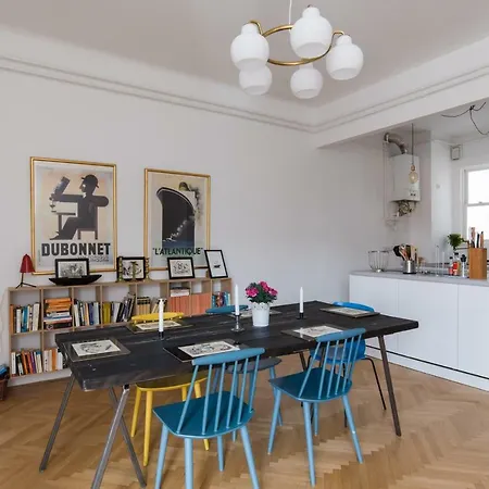 アパート Klauzal W/3 Bedrooms, French Balcony ブダペスト