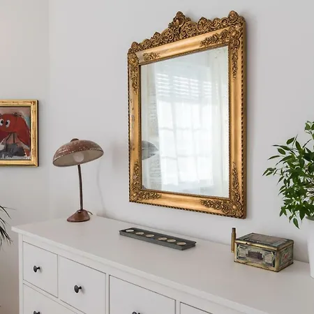 Klauzal W/3 Bedrooms, French Balcony