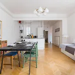 Klauzal W/3 Bedrooms, French Balcony Apartament Budapesta