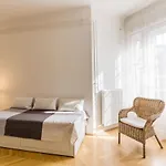 Apartament Klauzal W/3 Bedrooms, French Balcony Budapesta