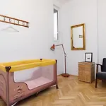 Apartament Klauzal W/3 Bedrooms, French Balcony *