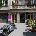 Apartament Klauzal W/3 Bedrooms, French Balcony *