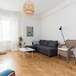 Apartament Klauzal W/3 Bedrooms, French Balcony *