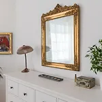 Klauzal W/3 Bedrooms, French Balcony