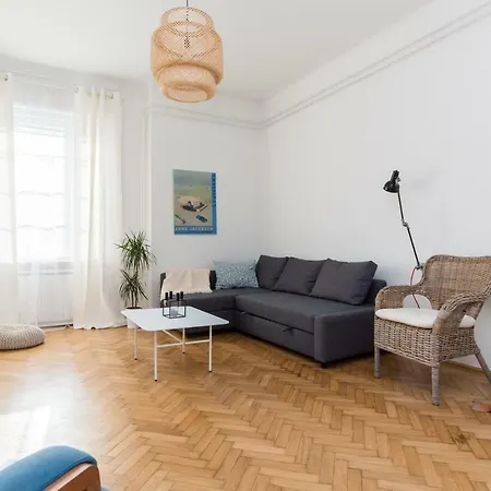 Appartement Klauzal W/3 Bedrooms, French Balcony *